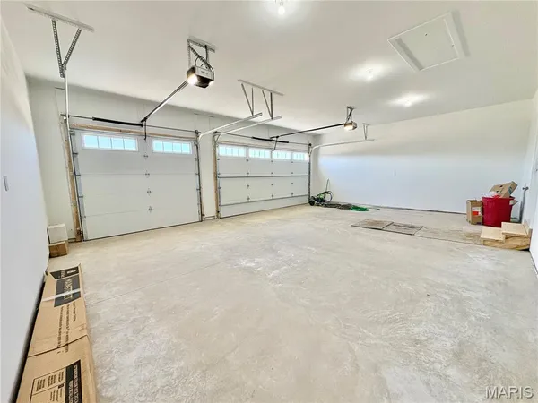 $558,000 | 1438 Montauk Road, Troy, IL 62294