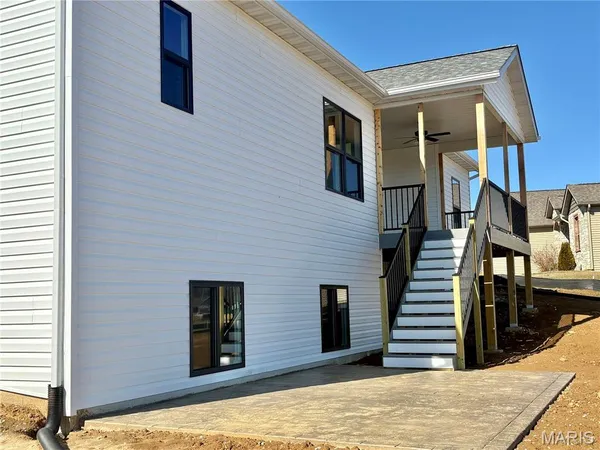 $558,000 | 1438 Montauk Road, Troy, IL 62294