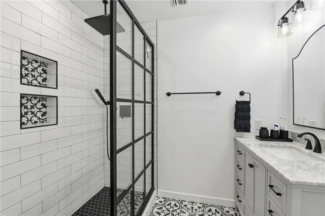 $1,190,000 | 10560 Limerick Avenue, Chatsworth, CA 91311