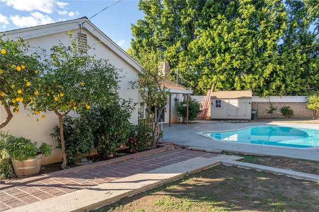 $1,190,000 | 10560 Limerick Avenue, Chatsworth, CA 91311