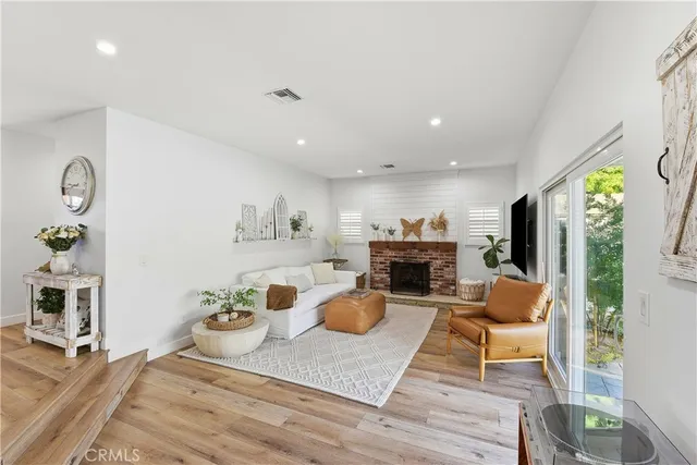 $1,190,000 | 10560 Limerick Avenue, Chatsworth, CA 91311