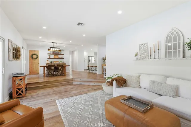 $1,190,000 | 10560 Limerick Avenue, Chatsworth, CA 91311