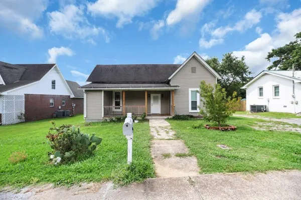 $210,000 | 724 West Main Street, Watertown, TN 37184