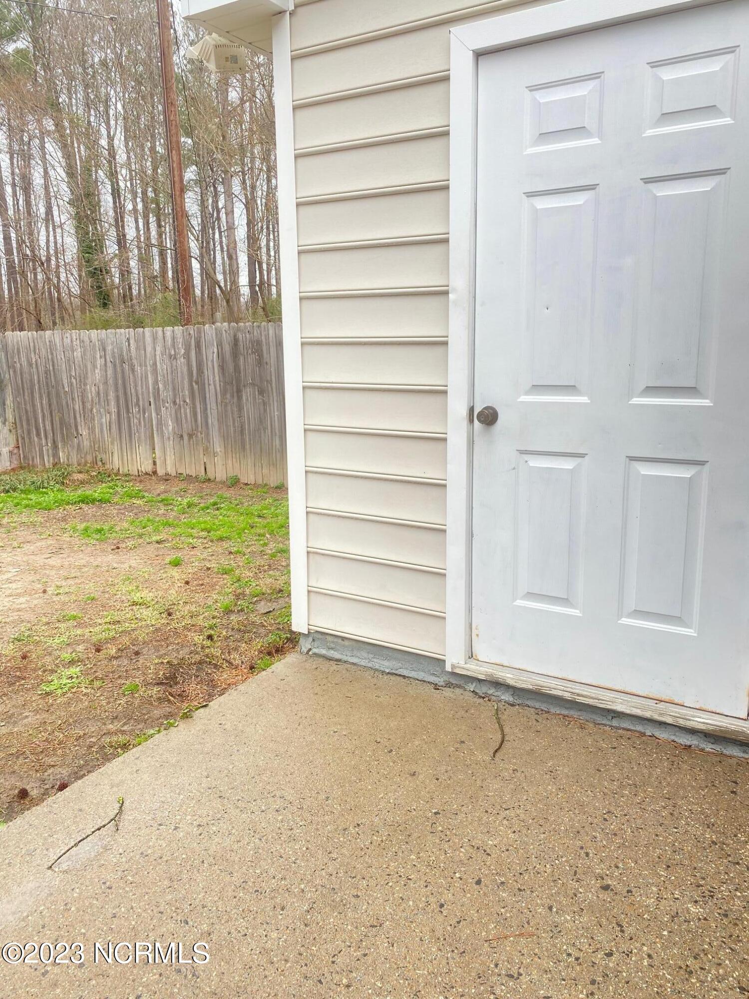 2212 Old Sparta Road Rocky Mount, NC 27804 - Photo 4 of 11 IMG_7821 (1)
