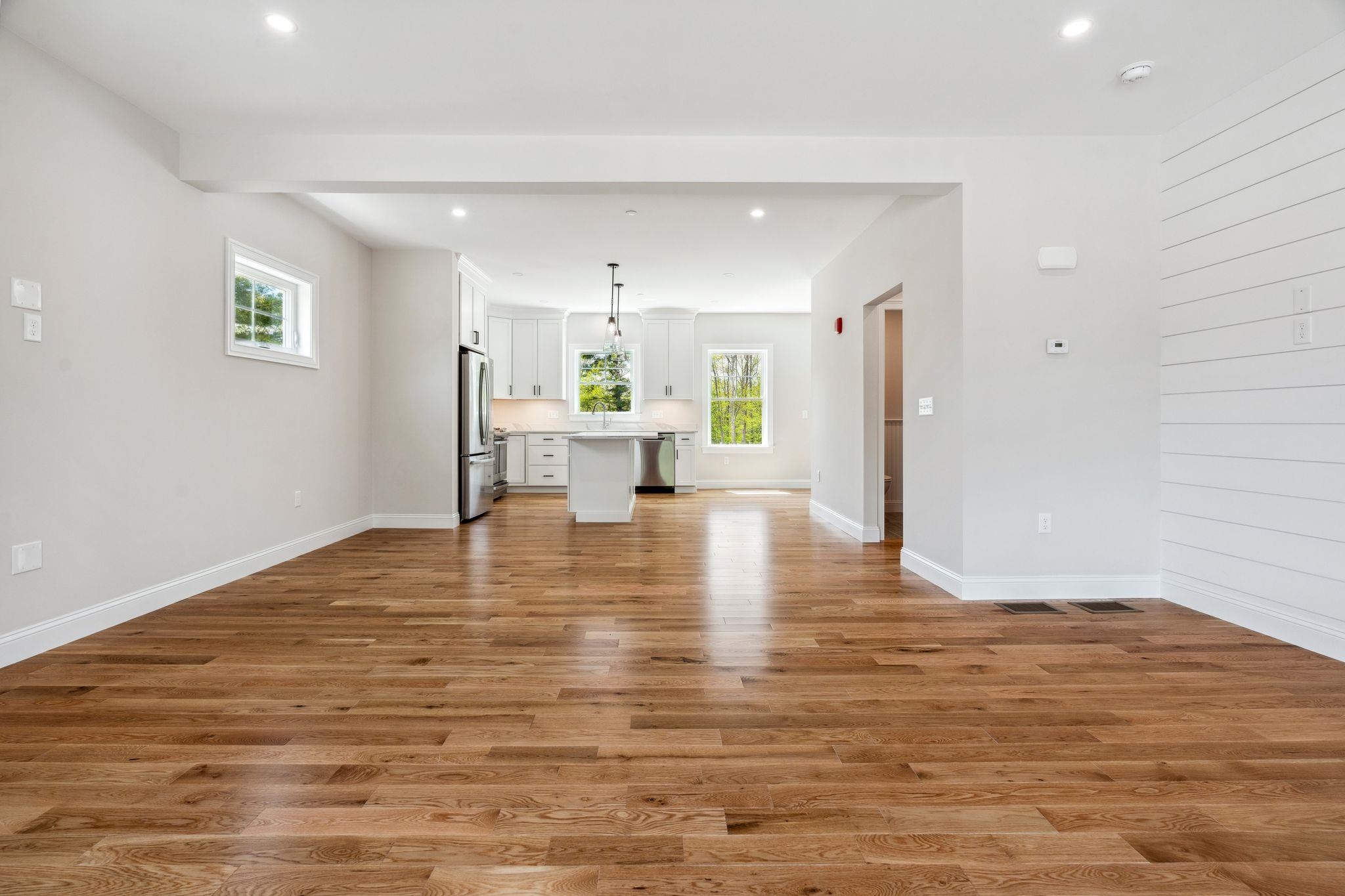 32 Juniper Lane Portsmouth, NH 03801 - Photo 22 of 23