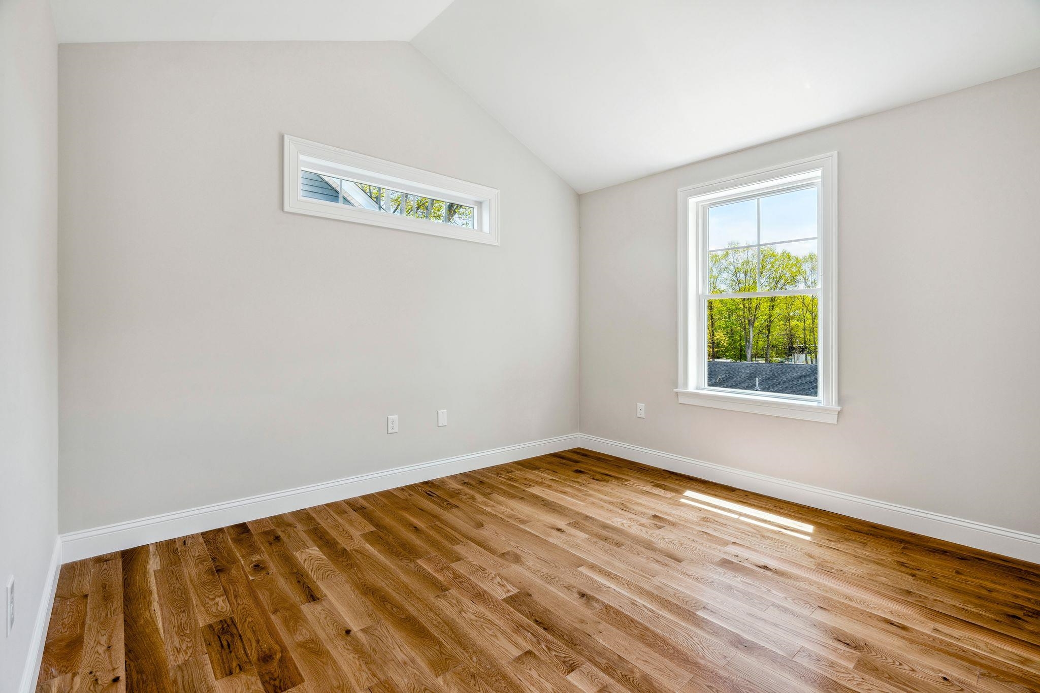 32 Juniper Lane Portsmouth, NH 03801 - Photo 6 of 23