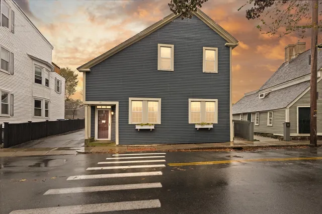 $449,999 | 69 Essex Street, Unit 2, Salem, MA 01970