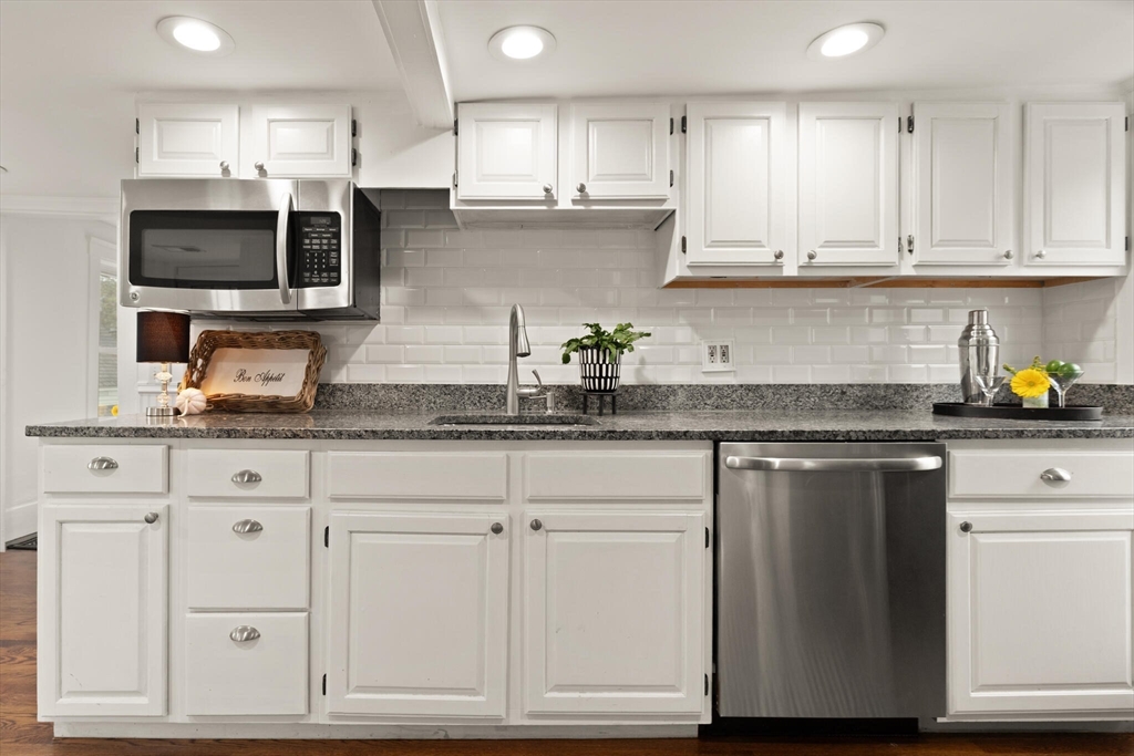 69 Essex Street, Unit 2 Salem, MA 01970 - Photo 11 of 30