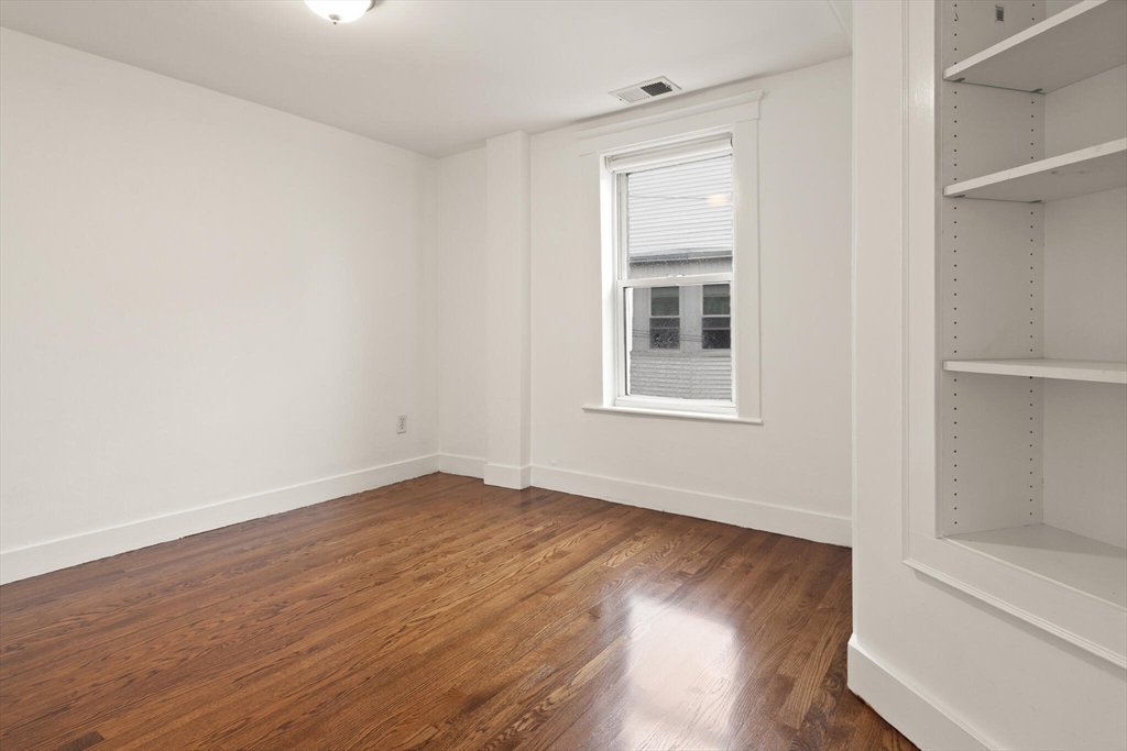 69 Essex Street, Unit 2 Salem, MA 01970 - Photo 19 of 30