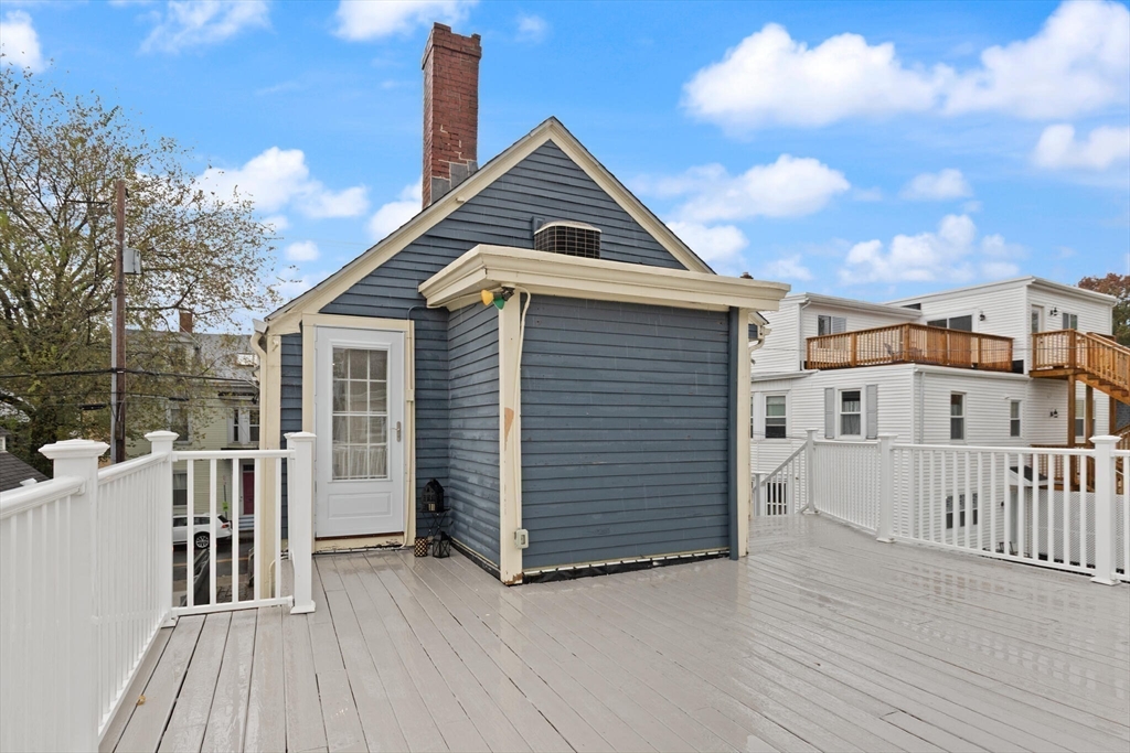 69 Essex Street, Unit 2 Salem, MA 01970 - Photo 4 of 30