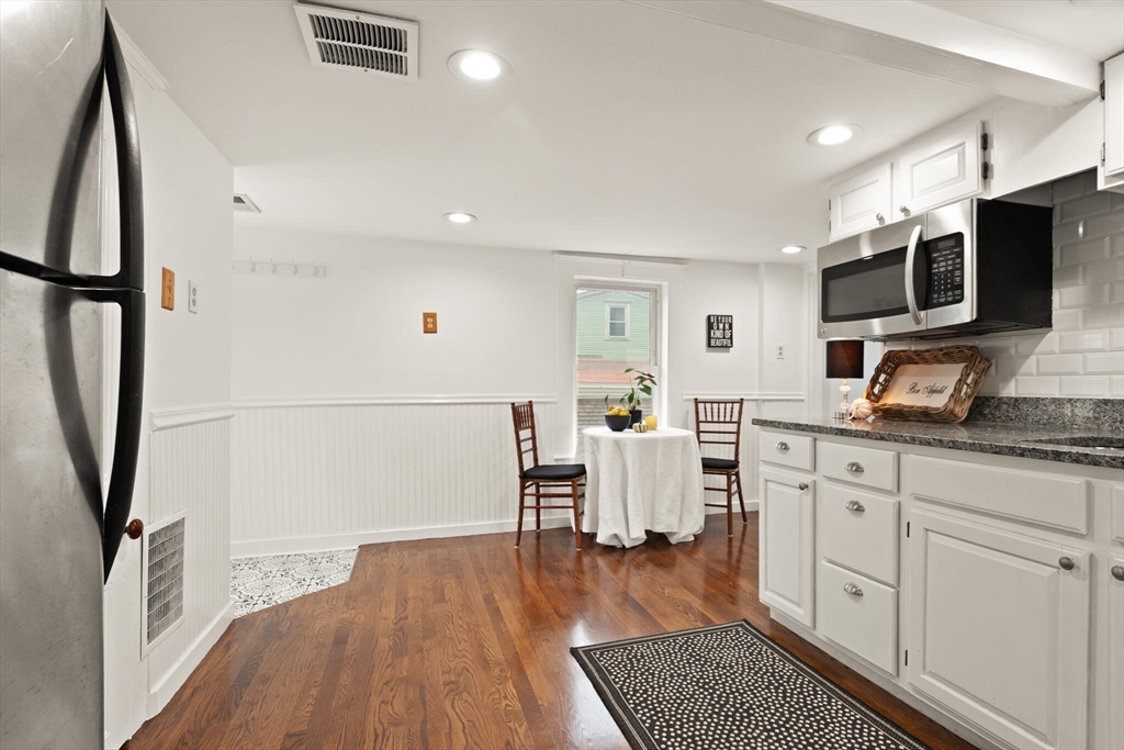 69 Essex Street, Unit 2 Salem, MA 01970 - Photo 10 of 30