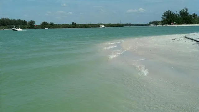 $62,000 | 35 Pine Valley Court, Rotonda West, FL 33947