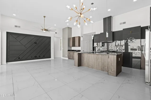 $339,900 | 15392 Imagine Drive, El Paso, TX 79938