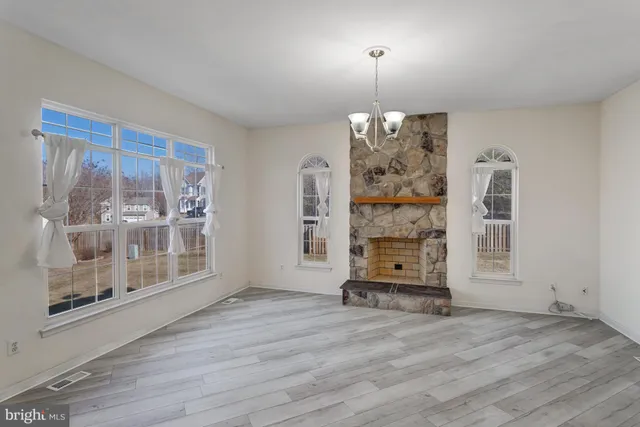 $3,100 | 2 Newbury Drive, Stafford, VA 22556