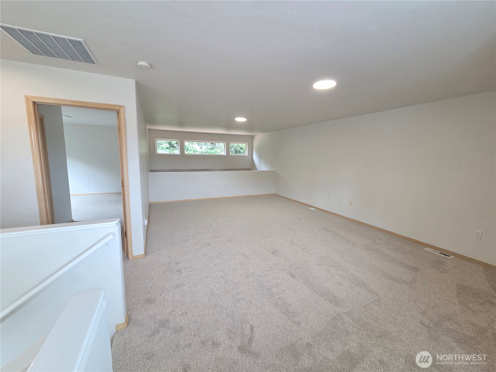 6604 Riviera Court Southeast Lacey, WA 98513 - Photo 10 of 22