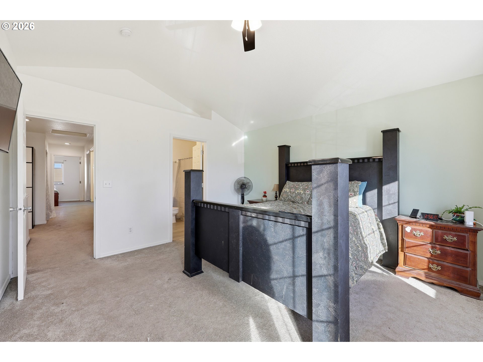 5827 Southeast 16th Loop Gresham, OR 97080 - Photo 16 of 29