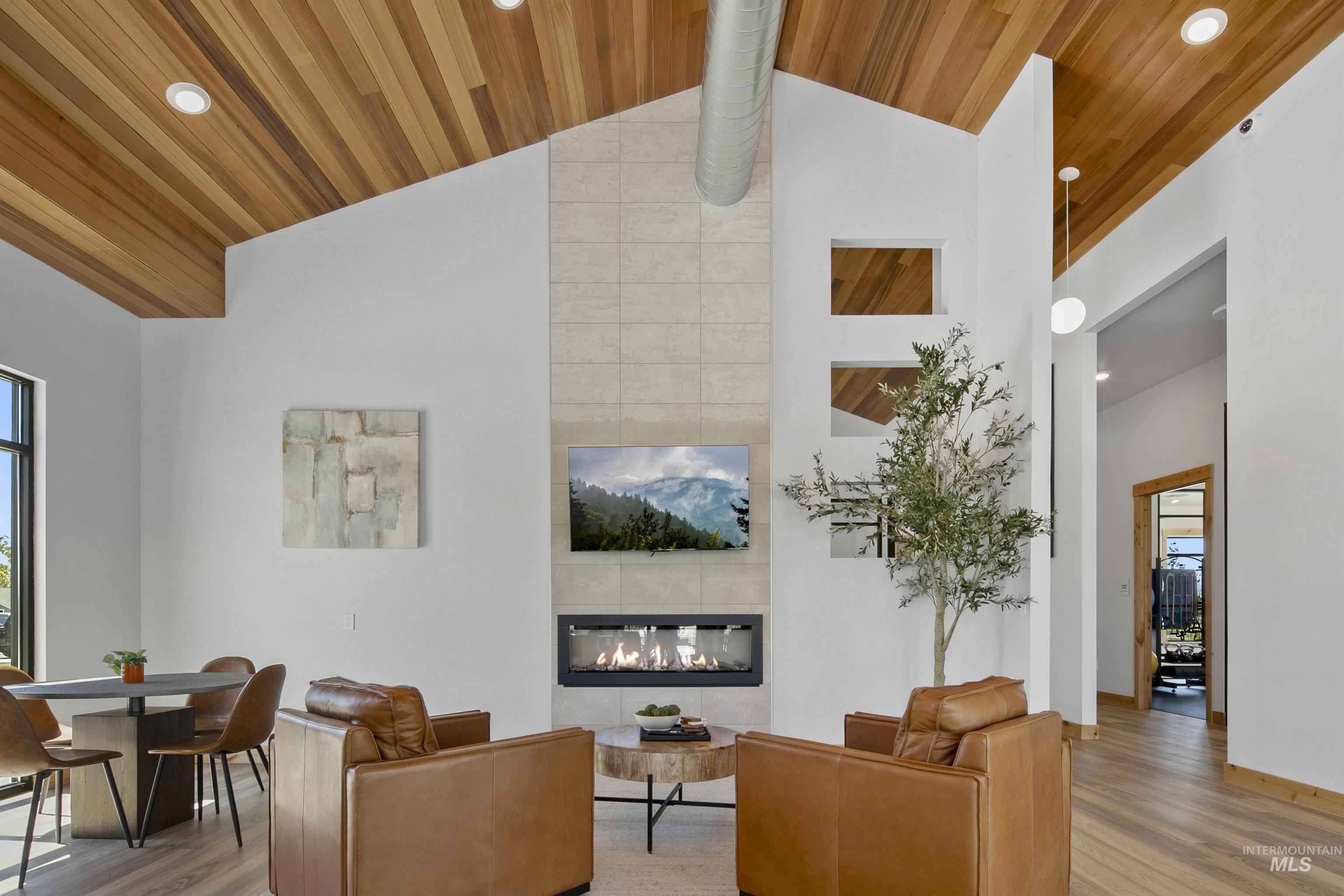 665 West Wrangler Street Meridian, ID 83646 - Photo 14 of 18 Vaulted wood-paneled ceilings with recessed lighting