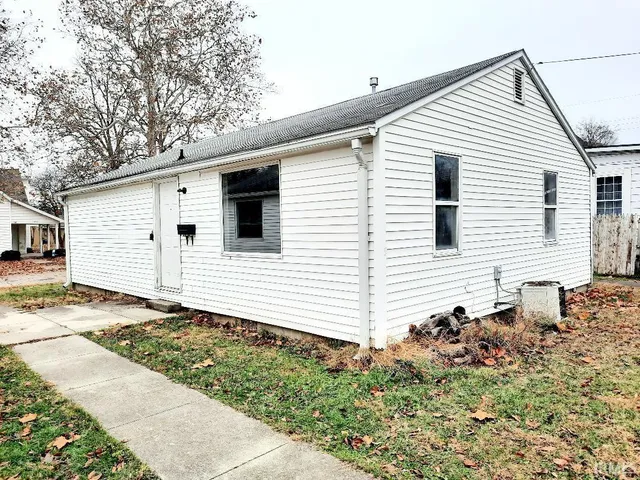 $1,100 | 1807 West Adams Street, Muncie, IN 47303
