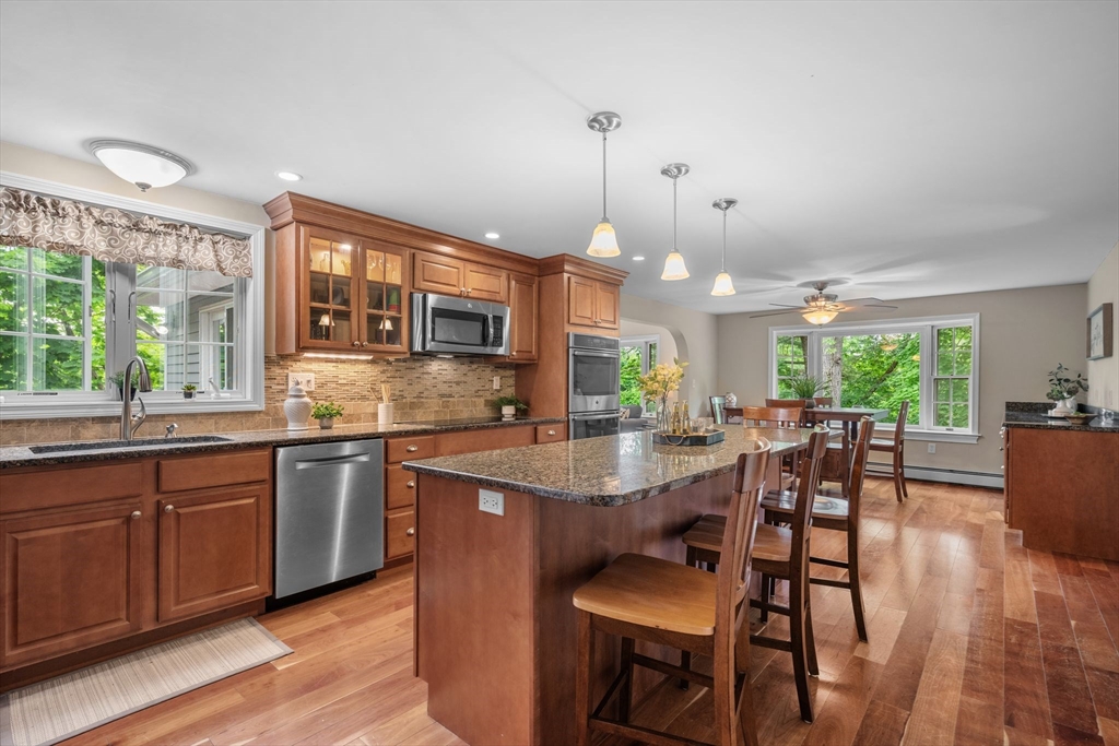 10 Grandview Road Reading, MA 01867 - Photo 12 of 42