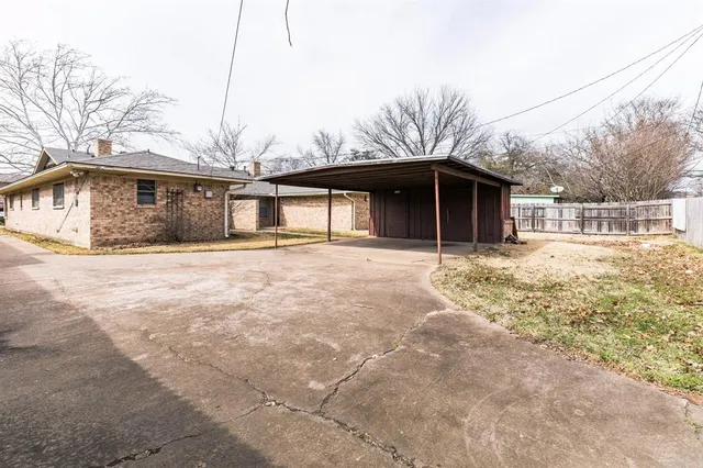 $1,200 | 1917 Yarborough Drive, Sherman, TX 75092