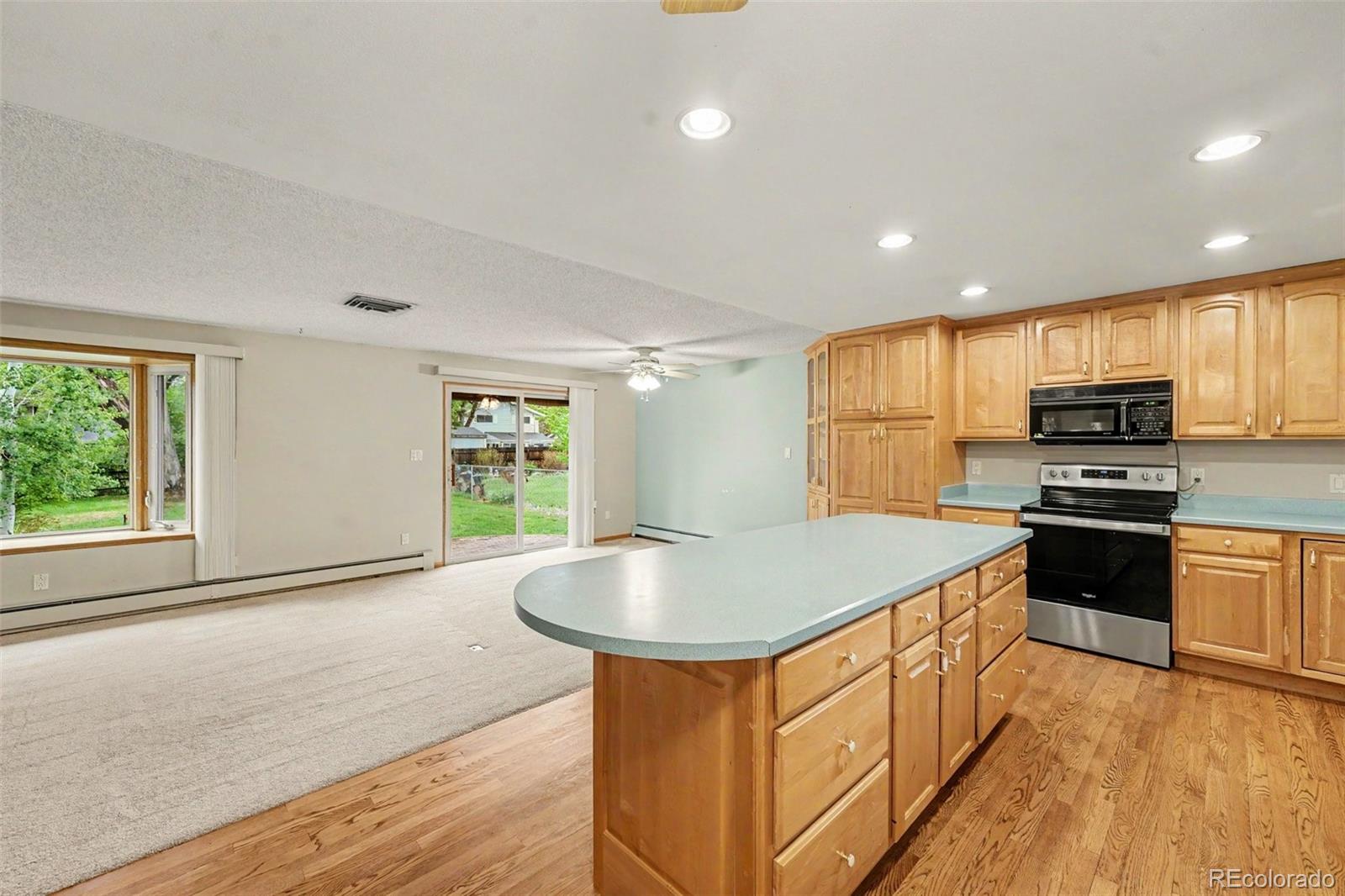 7627 Newman Street Arvada, CO 80005 - Photo 6 of 35