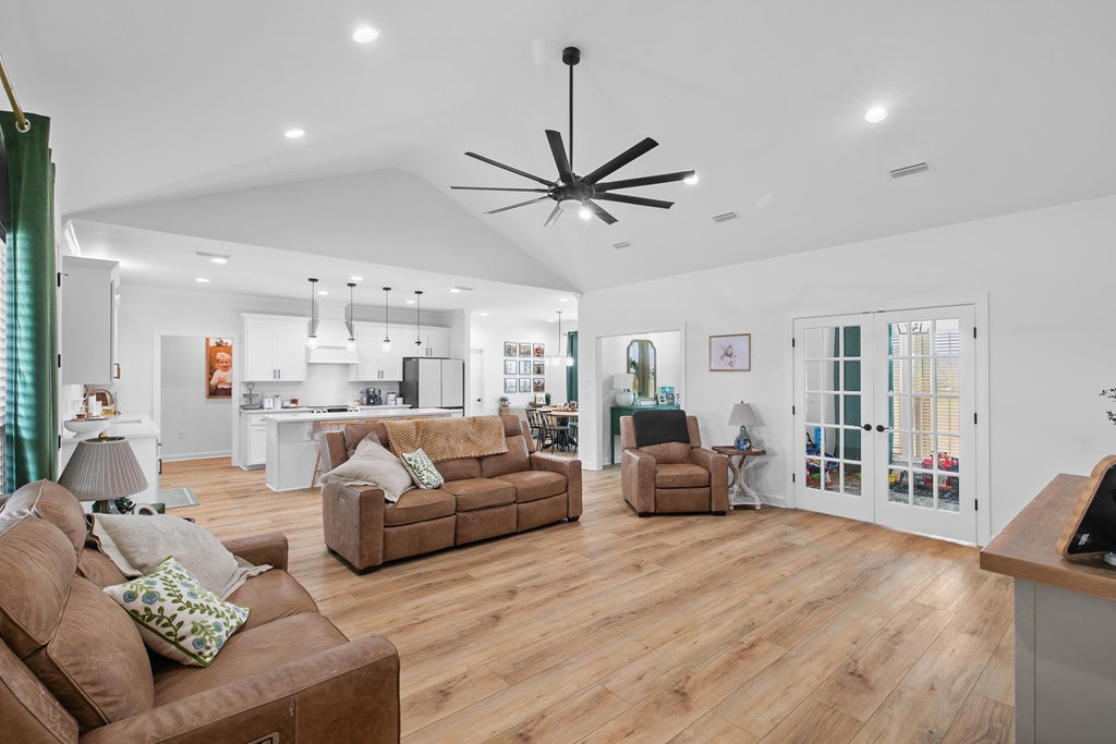 527 Sasser Road Dothan, AL 36305 - Photo 14 of 61