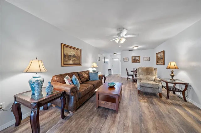 $194,900 | 1703 Bal Harbour Drive, Unit 2, Venice, FL 34293