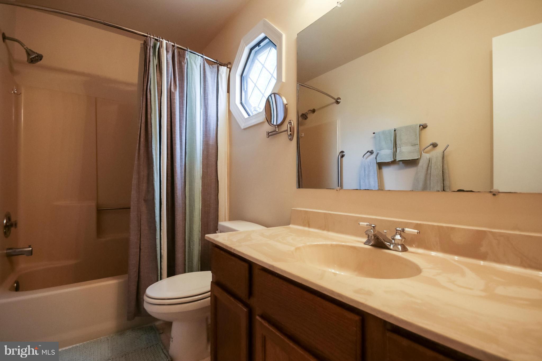 810 Wind Ridge Drive Stafford, VA 22554 - Photo 24 of 27 Bath (Master)