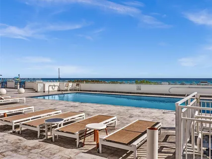 $485,000 | 401 Ocean Drive, Unit 1007, Miami Beach, FL 33139
