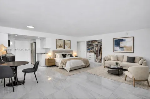 $470,000 | 401 Ocean Drive, Unit 1007, Miami Beach, FL 33139