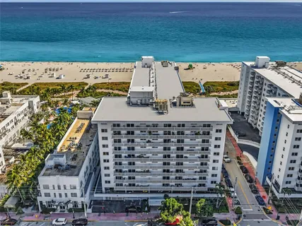 $485,000 | 401 Ocean Drive, Unit 1007, Miami Beach, FL 33139