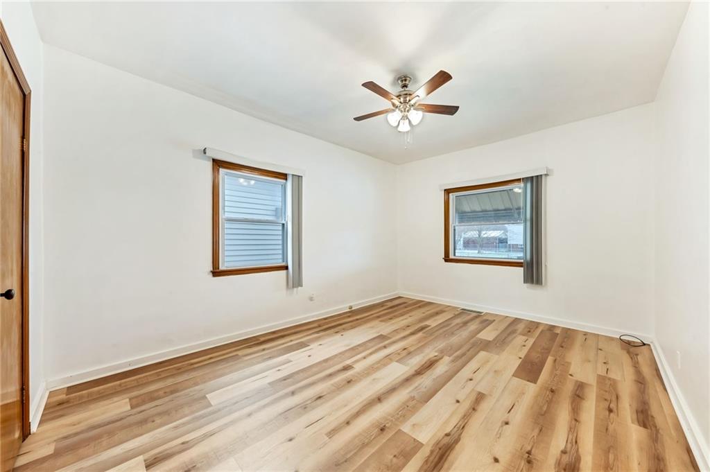 17 Schoen Street McKees Rocks, PA 15136 - Photo 5 of 17 Gallery Image 5