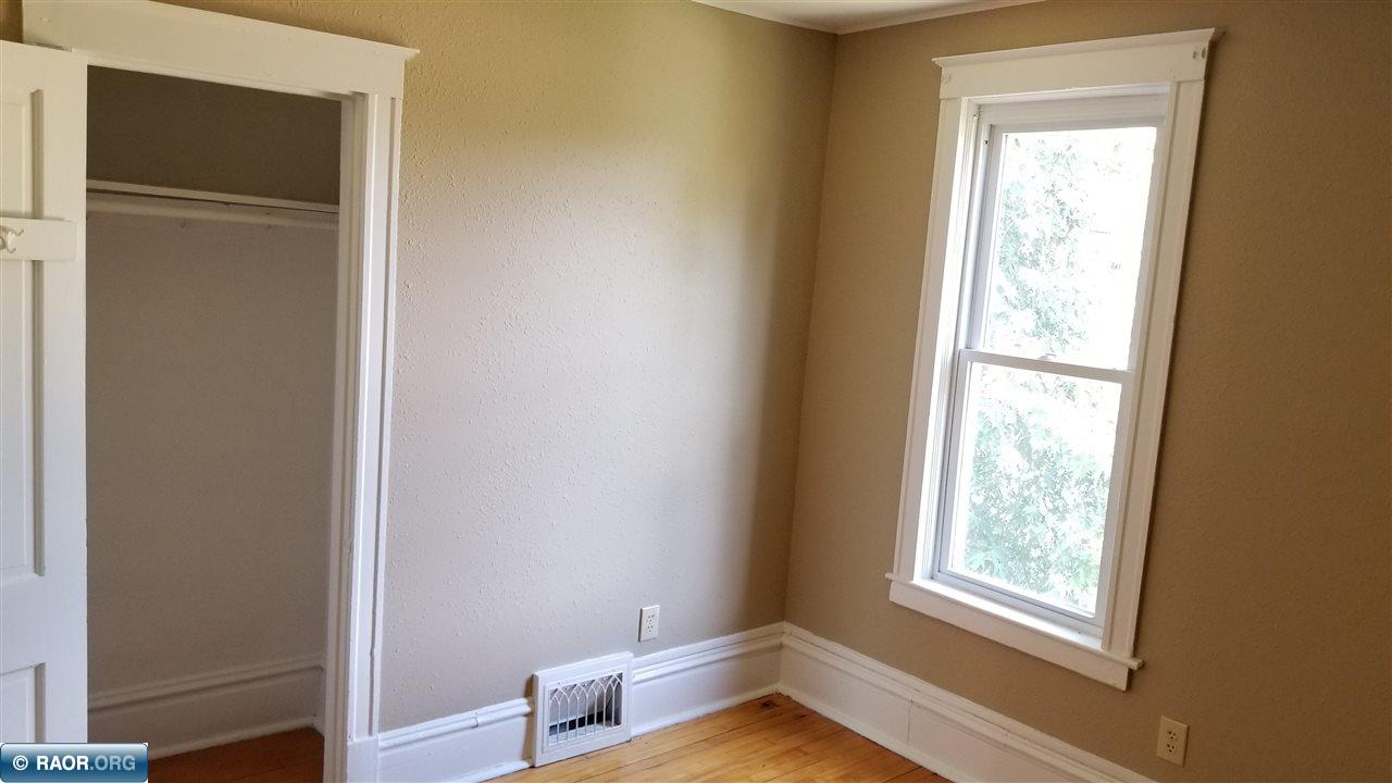 502 3rd Street Southwest Chisholm, MN 55719 - Photo 13 of 25