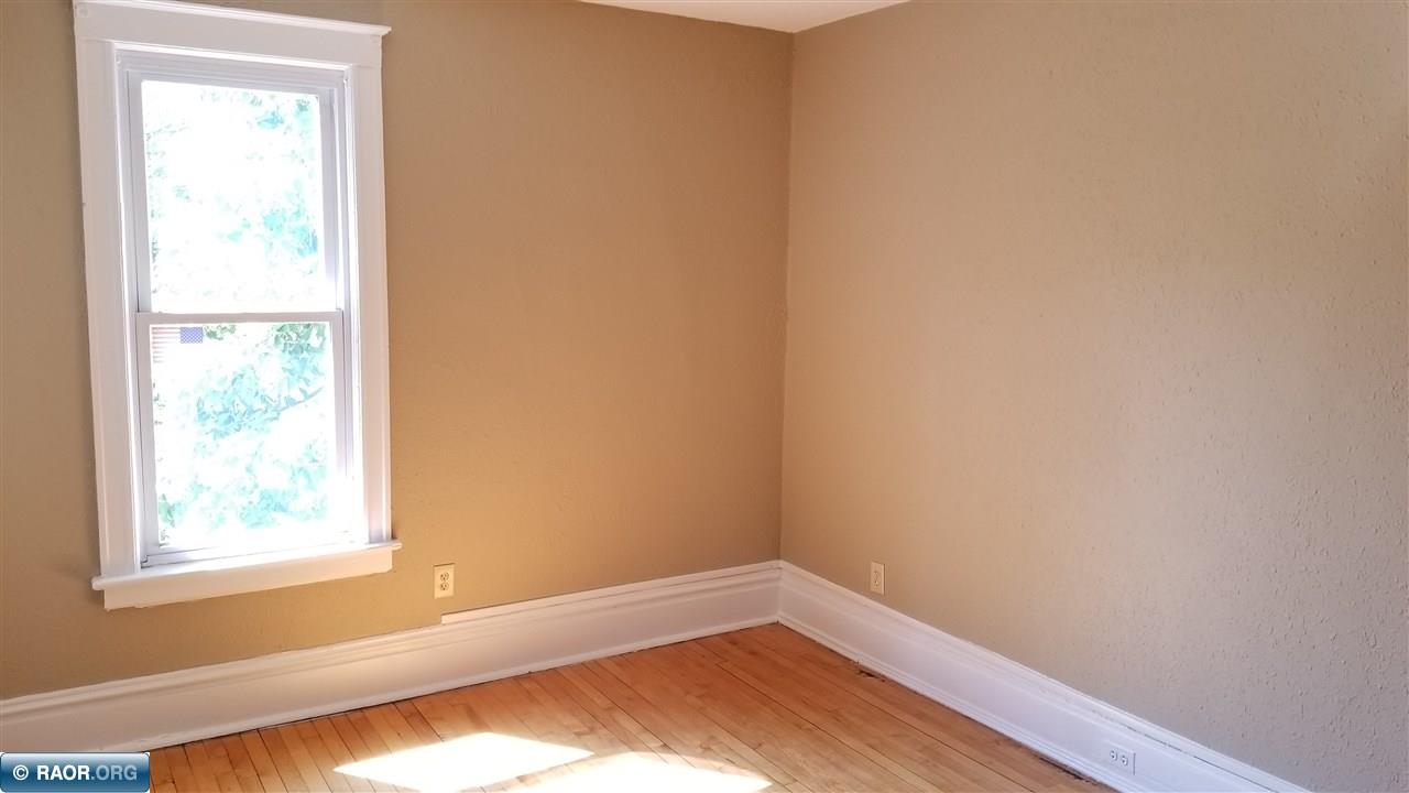 502 3rd Street Southwest Chisholm, MN 55719 - Photo 19 of 25