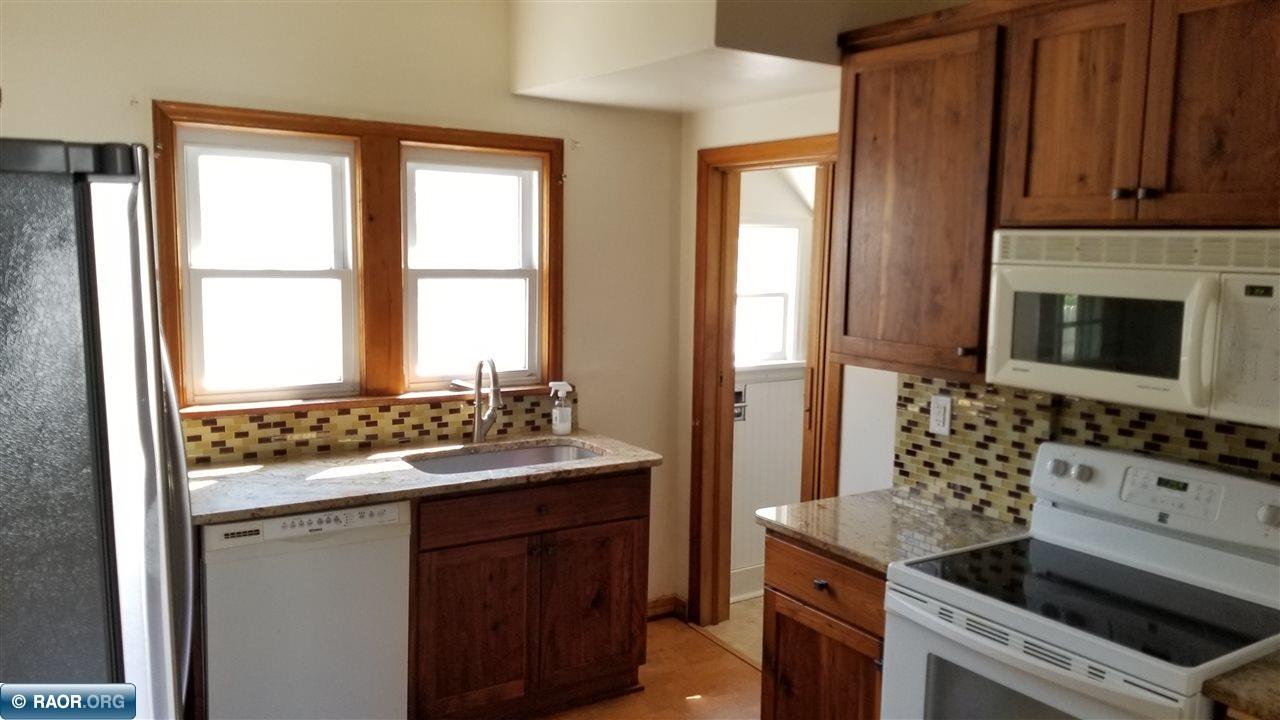 502 3rd Street Southwest Chisholm, MN 55719 - Photo 8 of 25