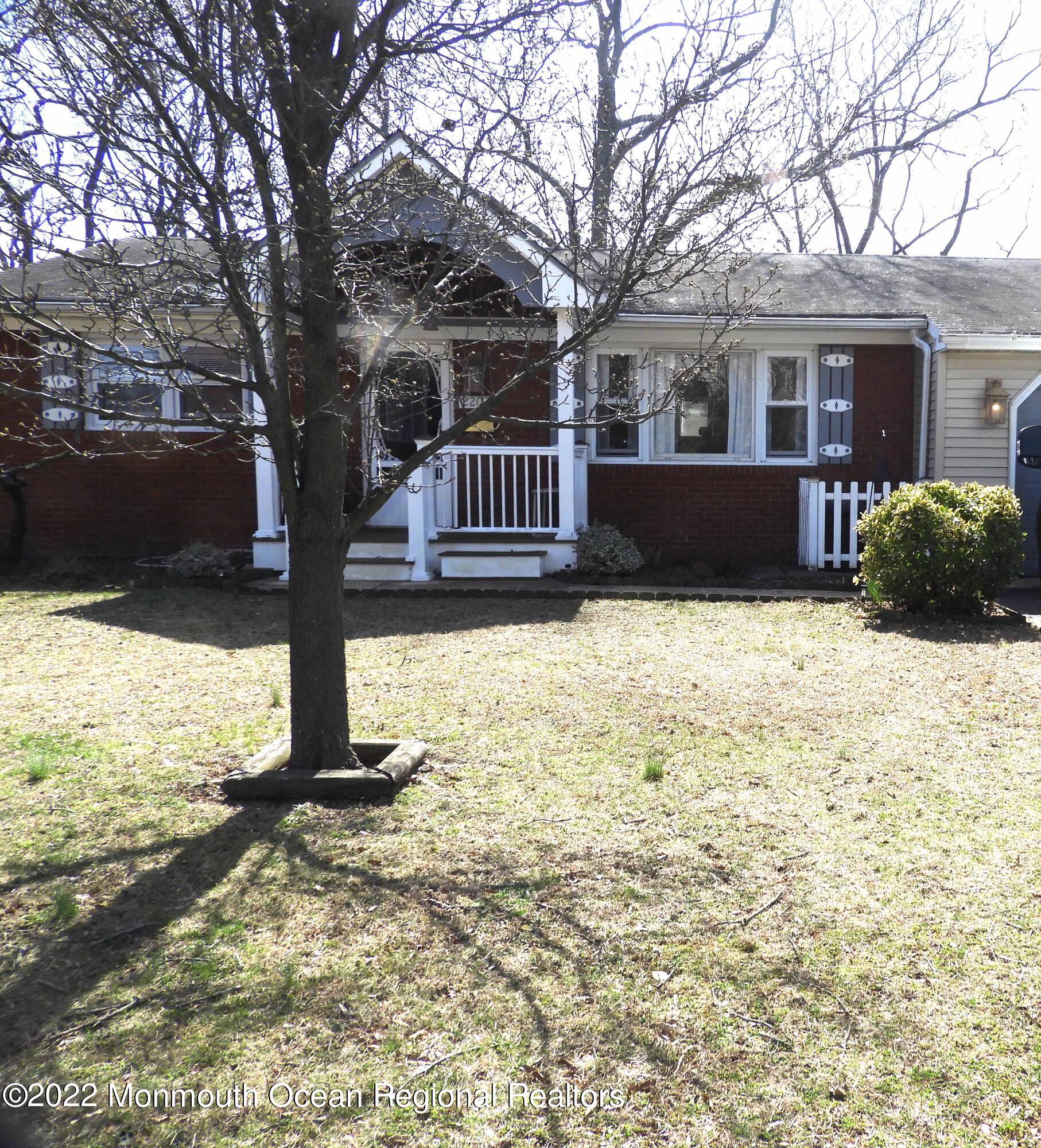 2202 Beach Boulevard Point Pleasant, NJ 08742 - Photo 2 of 15 DSCN2619.jpg-Net