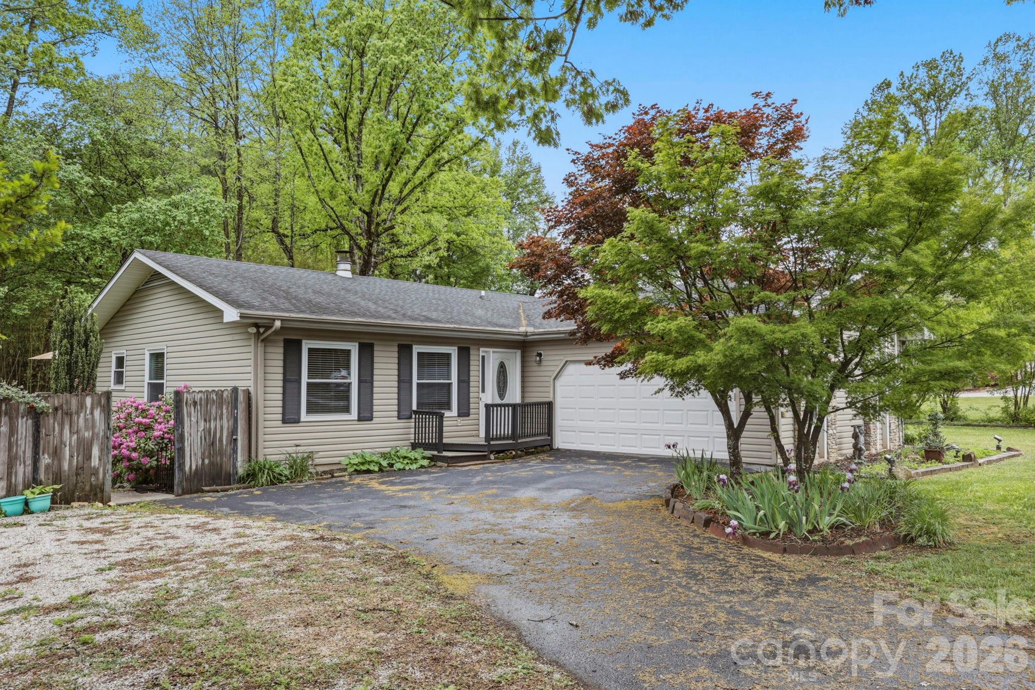 25 Norman Road Fletcher, NC 28732 - Photo 2 of 44