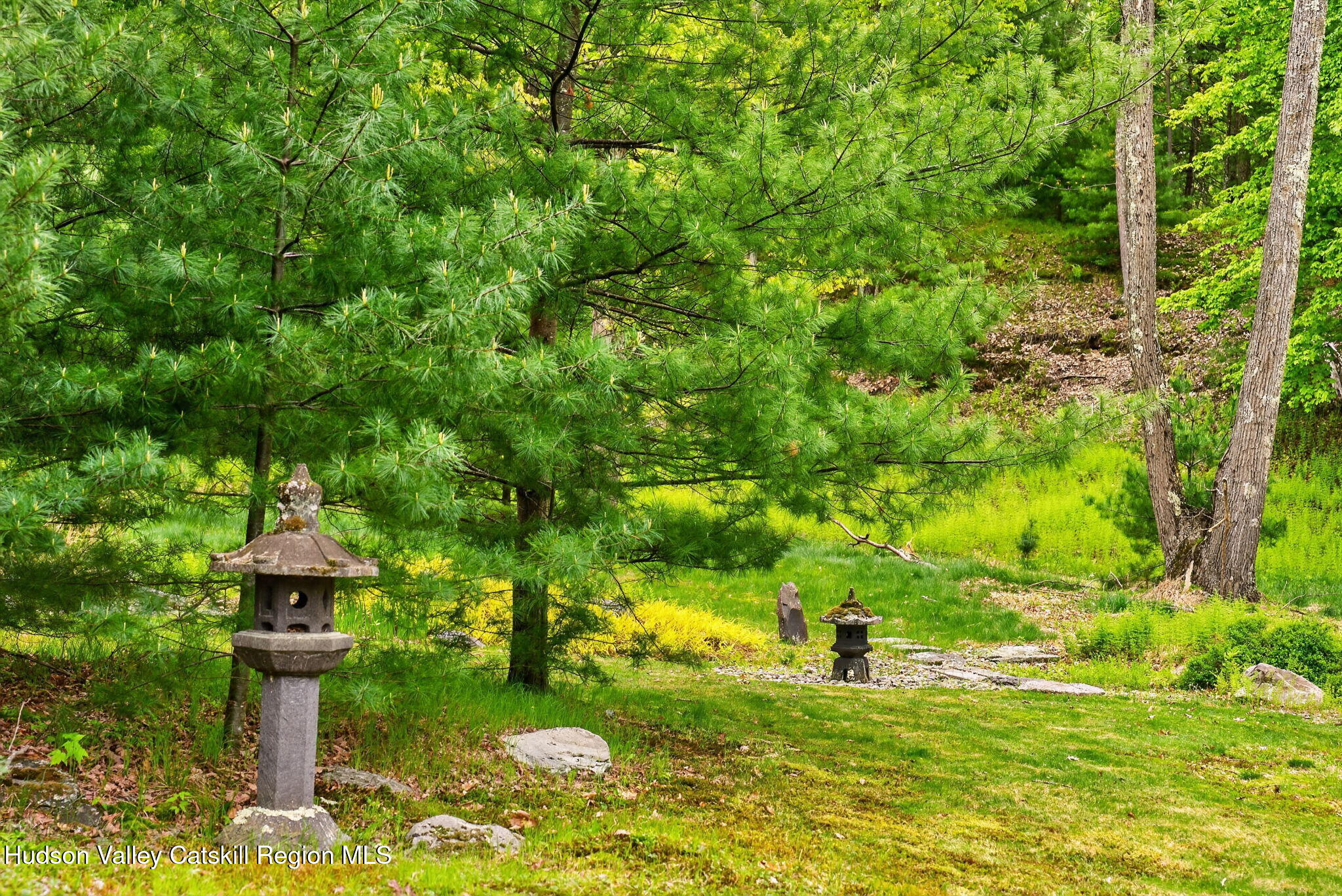 189 Bush Road Stone Ridge, NY 12484 - Photo 56 of 60 a view of a garden