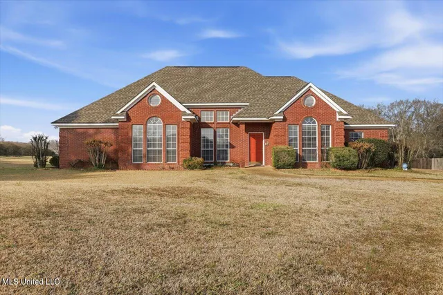 $359,900 | 281 Parks Road, Raymond, MS 39154
