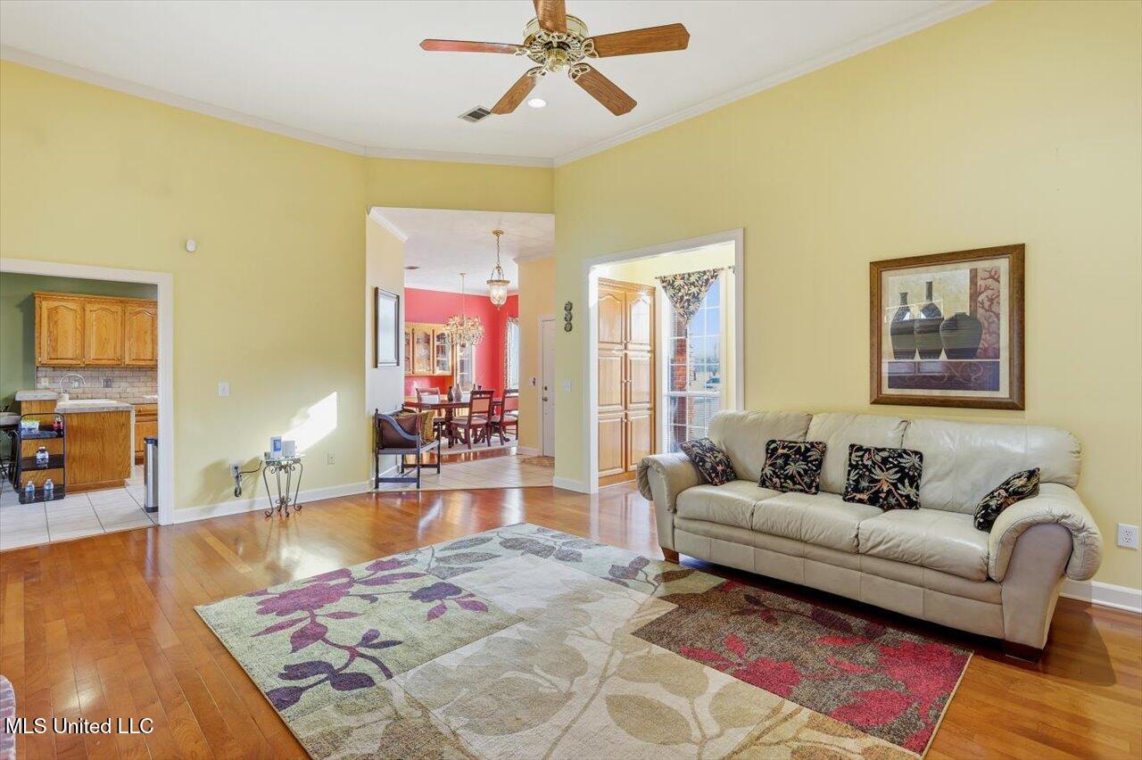 281 Parks Road Raymond, MS 39154 - Photo 15 of 73 08-281 Parks Rd _ Home Tours MS