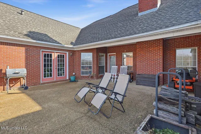 $359,900 | 281 Parks Road, Raymond, MS 39154