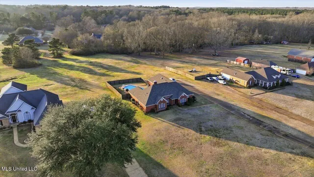 $359,900 | 281 Parks Road, Raymond, MS 39154