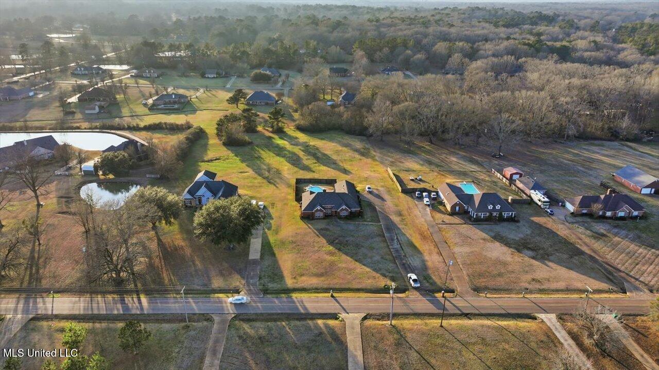 281 Parks Road Raymond, MS 39154 - Photo 54 of 73 50-281 Parks Rd _ Home Tours MS