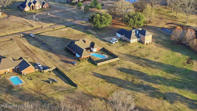 $359,900 | 281 Parks Road, Raymond, MS 39154