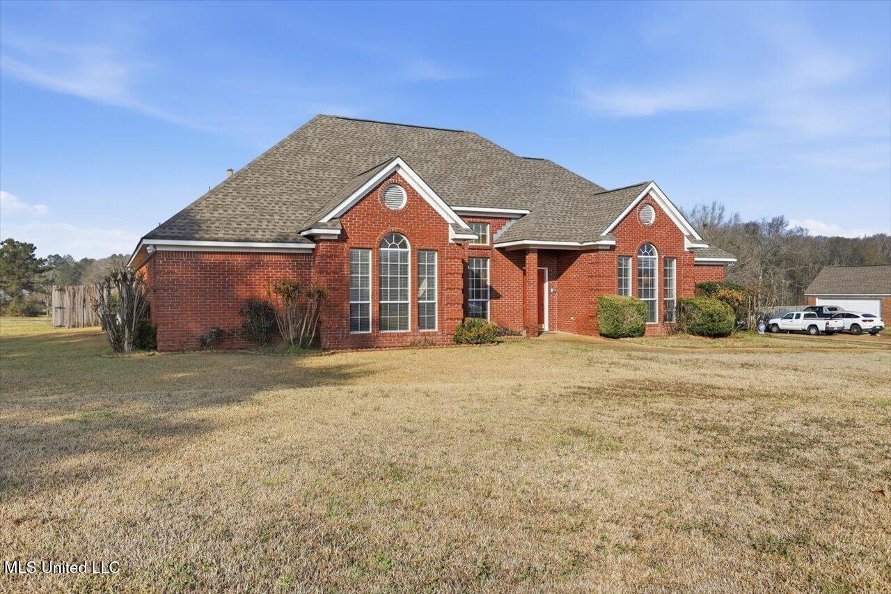 281 Parks Road Raymond, MS 39154 - Photo 9 of 73 02-281 Parks Rd _ Home Tours MS