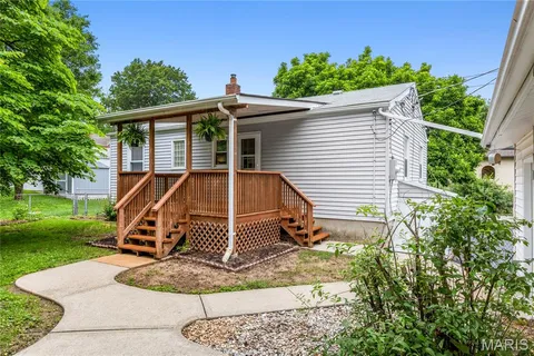 $189,900 | 9844 Mecca Lane, St. Ann, MO 63074