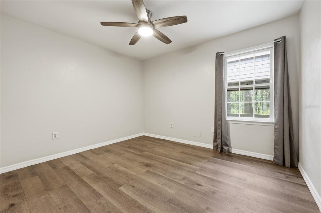 8502 Southwest 52 Place Gainesville, FL 32608 - Photo 17 of 32