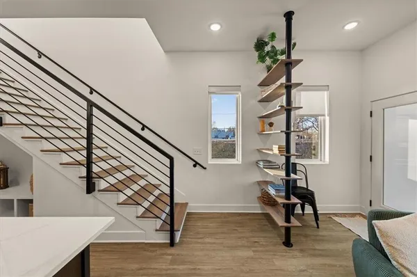 $2,195 | 1225 East 29th Street, Kansas City, MO 64109