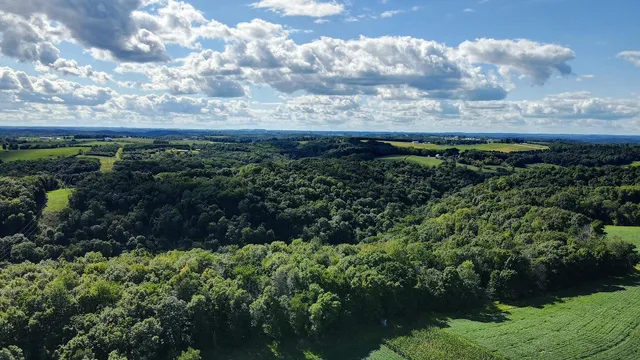 $540,820 | 43167 Guthrie Road, Gays Mills, WI 54631