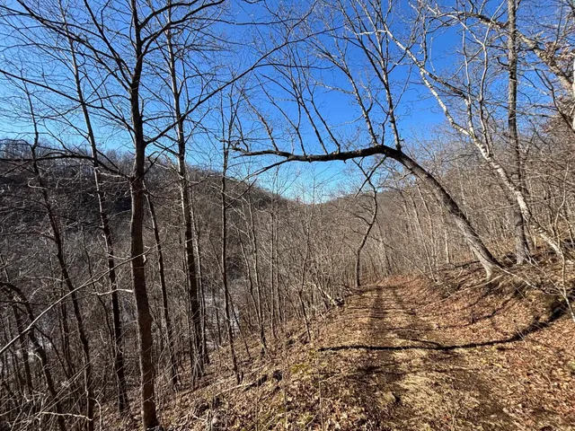 $540,820 | 43167 Guthrie Road, Gays Mills, WI 54631